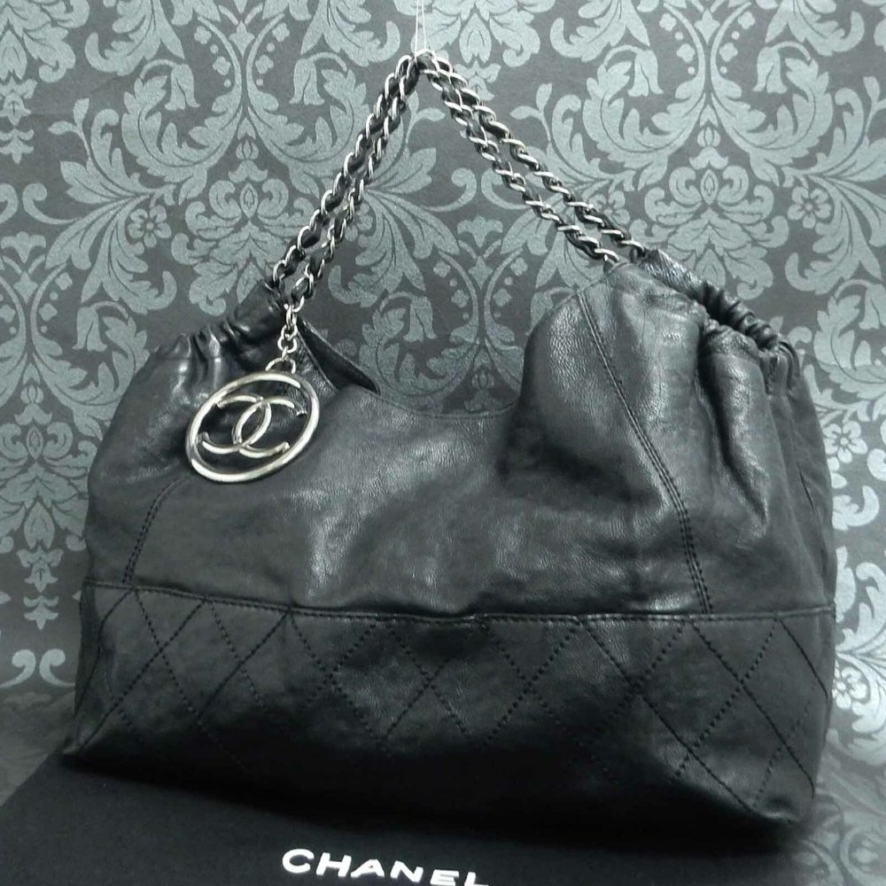 Chanel Black Skin Leather Bag